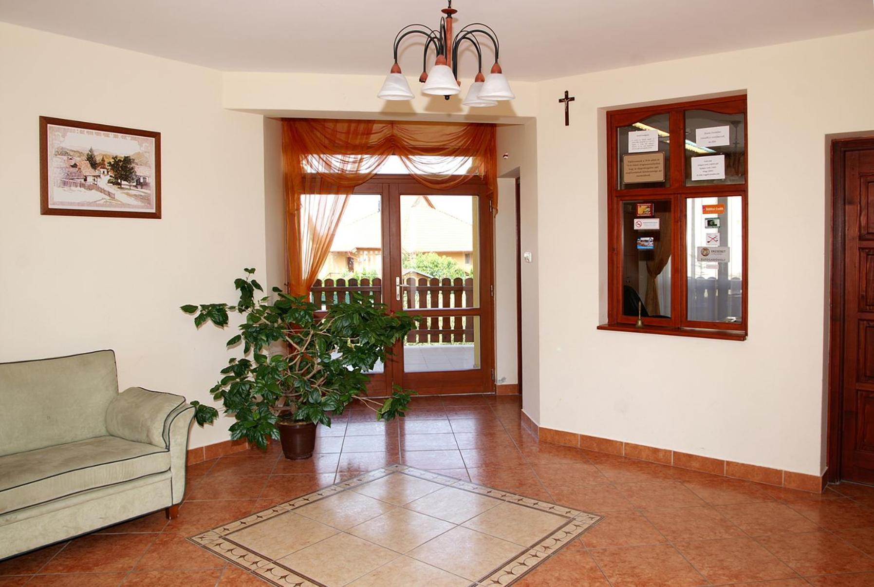 Bed and Breakfast Pihenokereszt Panzio Sopron Zewnętrze zdjęcie